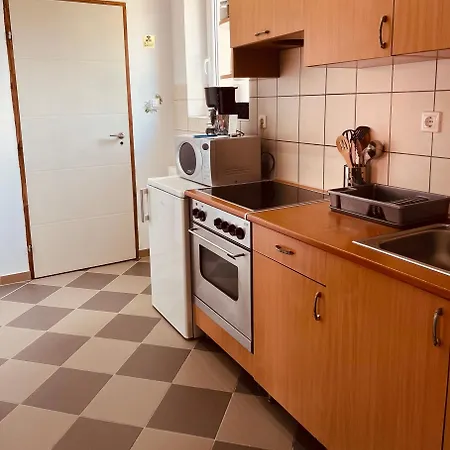 Teesz Vendeghaz Apartment Zalahashagy