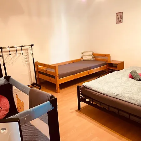 Teesz Vendeghaz Apartment *
