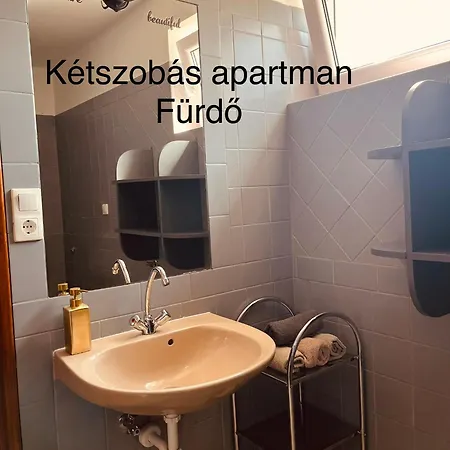 Apartman Téesz